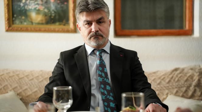 lucian pavel se alatura distributiei serialului original iubire cu parfum de lavanda de la antena 1