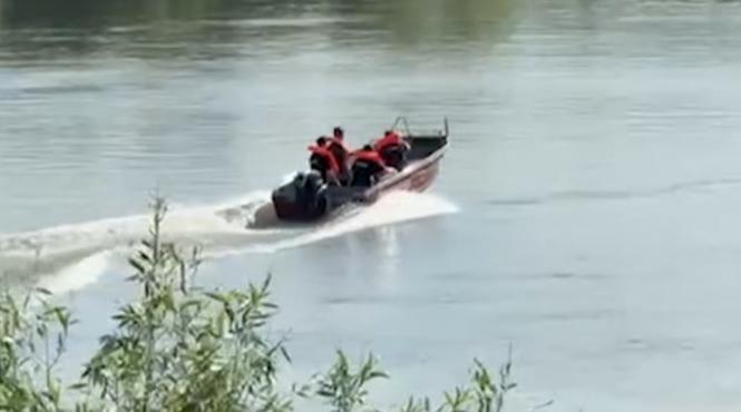 tragedie dunare nava lovit barci pescari doi disparuti