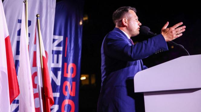 polonia voteaza presedinte nationalisti sau pro europeni