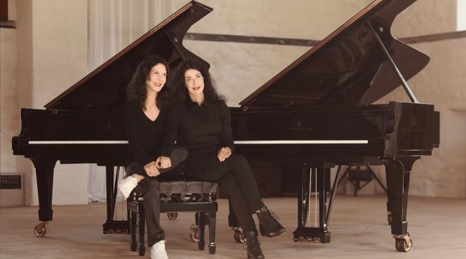 concertul pentru doua piane de mozart in interpretarea legendarului duo pianistic katia si marielle labeque sub bagheta dirijorului gabriel bebeselea pe 5 si 6 iunie la ateneul roman