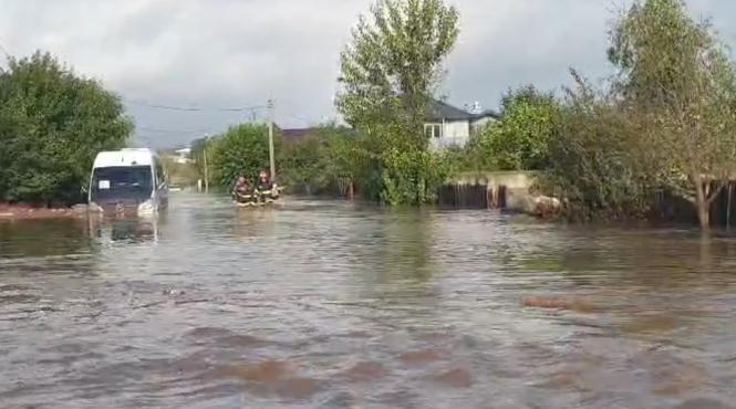 cod portocaliu inundatii 5 judete