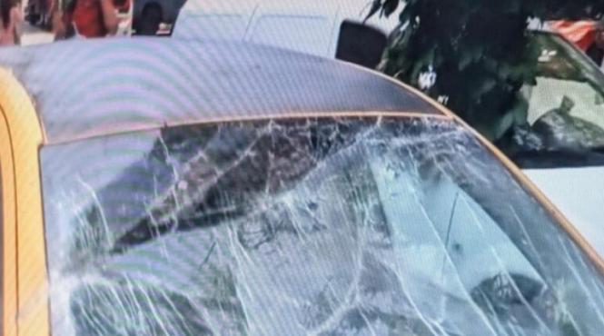 tencuiala cladire masina capitala