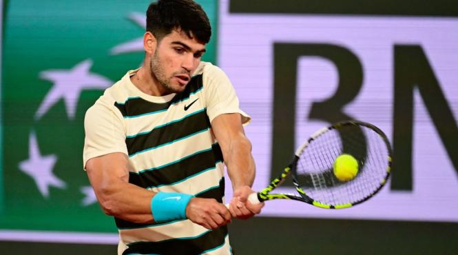carlos alcaraz campion roland garros
