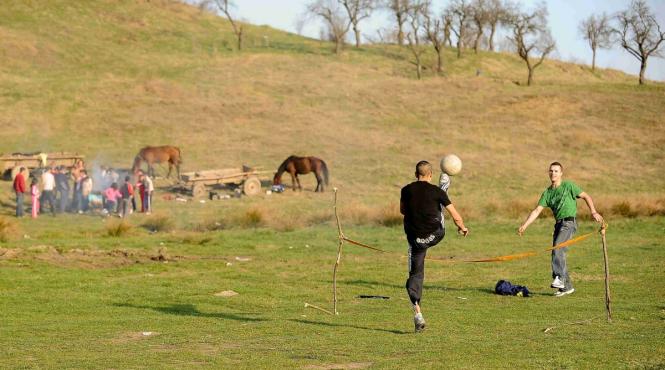 guvernul intra rupere pentru strange 30 miliarde lei dar uita armata asistatilor social