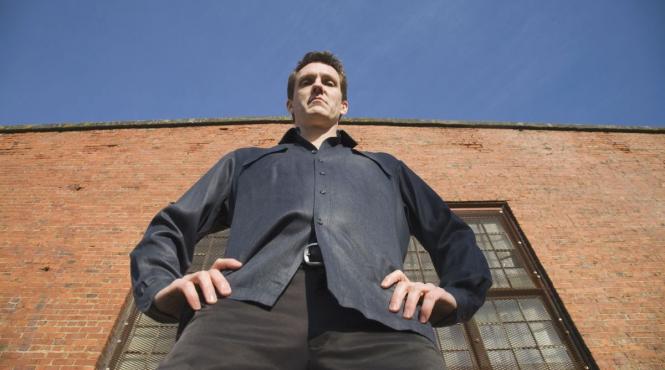 barbatul modern si criza de identitate 2 frici care il afecteaza profund