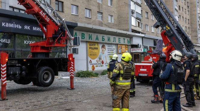 doi morti si 54 de raniti dupa un nou atac cu drone rusesti la harkov