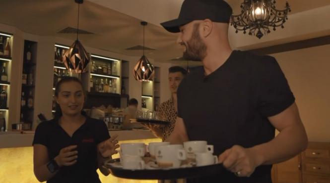 cat castiga tinerii angajeaza perioada verii