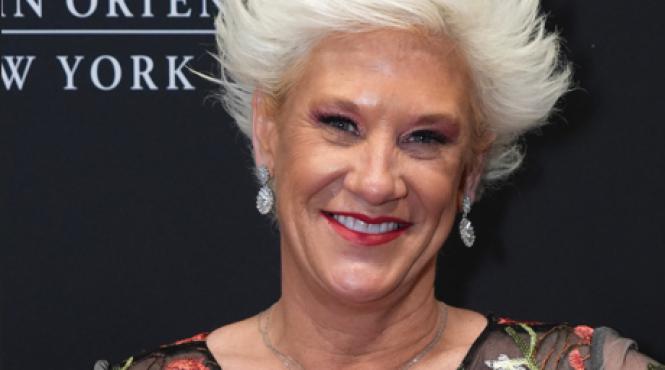chef anne burrell vedeta emisiunilor culinare americane a murit la 55 de ani