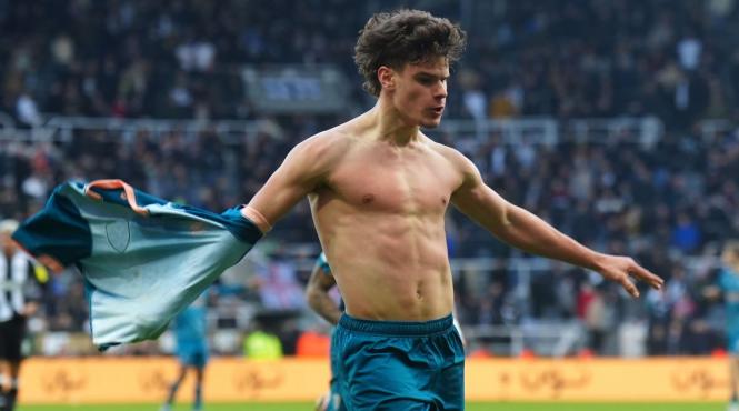 liverpool transfer milos kerkez bournemouth