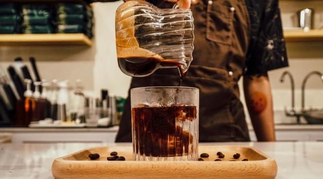 cofeina cafea gheata canicula