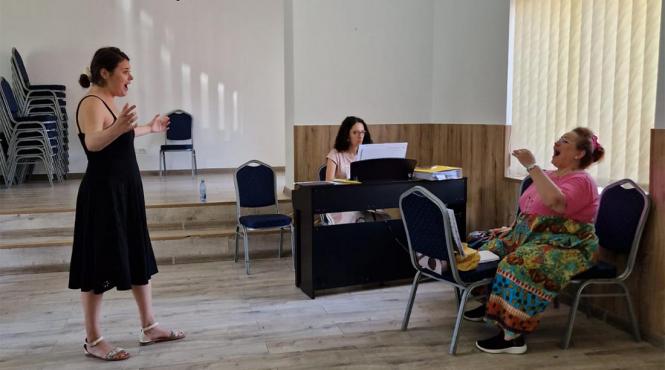 24 de tineri muzicieni din peste 50 de candidati inscrisi vor studia cu ruxandra donose ramon vargas si leontina vaduva la international salbek opera masterclass editia a iii a