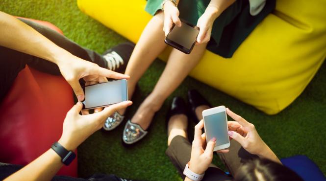 energia mentala retele socializare