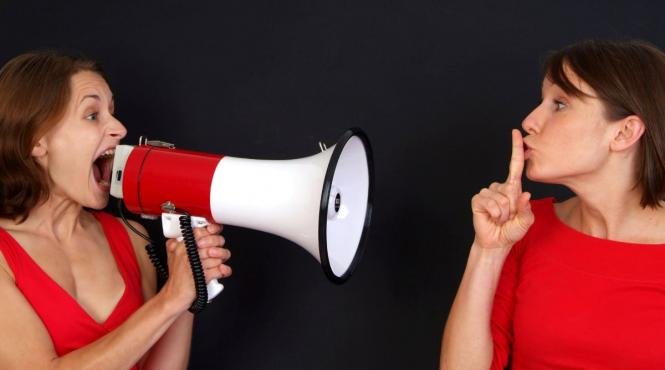 tacere inteligenta emotionala ascultare