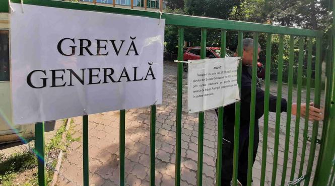 iccj angajati greva protest contract suspendat