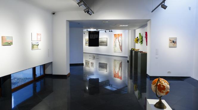 garden of hooks summer show ul realizat de galeria jecza in colaborare cu galeria himera aduce 31 de artisti emergenti la timisoara