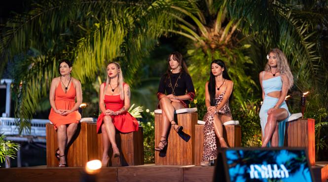 primul bonfire cupluri insula iubirii mi se pare prea devreme pentru tot ce face