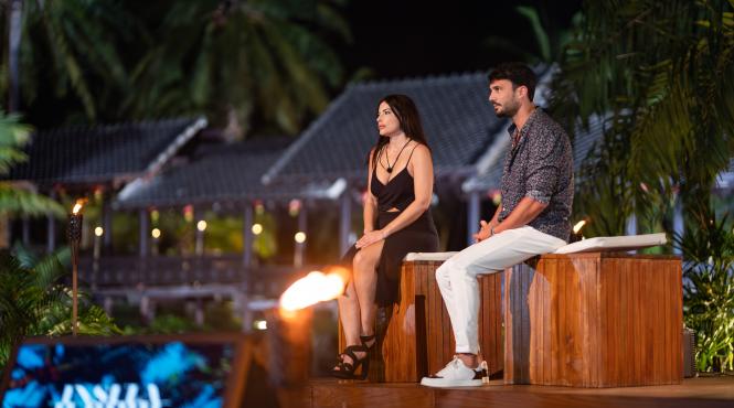 claudiu si isabel s au logodit parasind competitia impreuna si flacara ispitei s a aprins pentru prima data intr o editie lider detasat de audienta