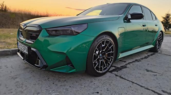 hibrid electric si supersportiv intr un singur bmw m5 o bestie cu 727 de cai putere