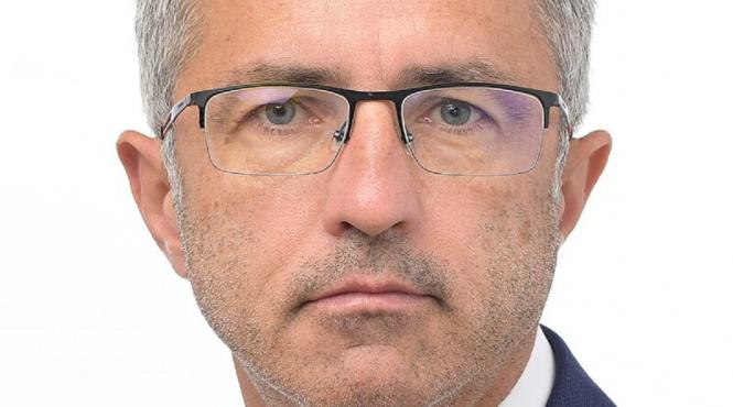 dragos benea usr memoria fostului presedinte intinata