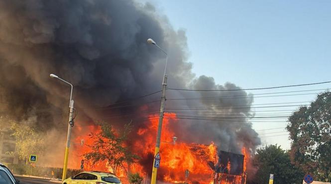 incediu mamaia club belagio foc