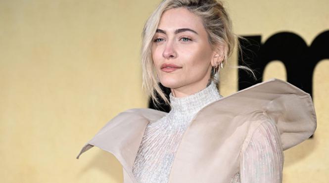 paris jackson adolescenta nefericita succes muzica modeling