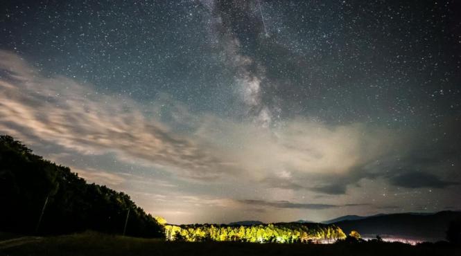 august 2025 cele mai spectaculoase fenomene astronomice