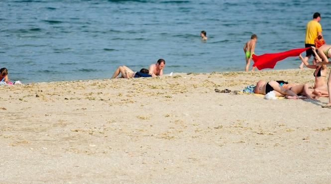 putini turisti litoral fara vouchere preturi artificiale ajutoare stat