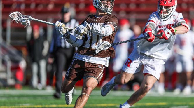 sporturi dinamo fotbal american lacrosse padel