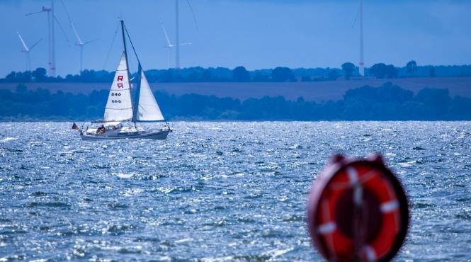 modificari istorice competitiile de veliere femei in echipaj alimentare cu baterii