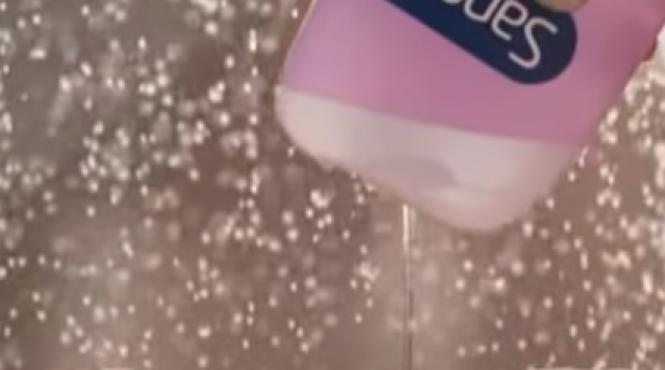 reclama gel de dus rasism pielea alba prezentata ca superioara