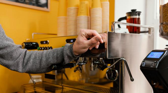 curatare aparat cafea trucuri simple otet bicarbonat