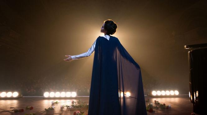 saptamana a doua de cinema in aer liber aduce noi povesti pe insula artelor din parcul titan