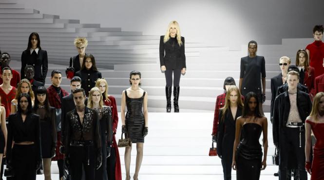 cum arata donatella versace 70 ani admiratorii imprersionati schimbare