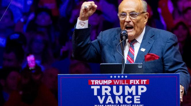 fostul primar al new york ului rudy giuliani internat dupa un accident in new hampshire