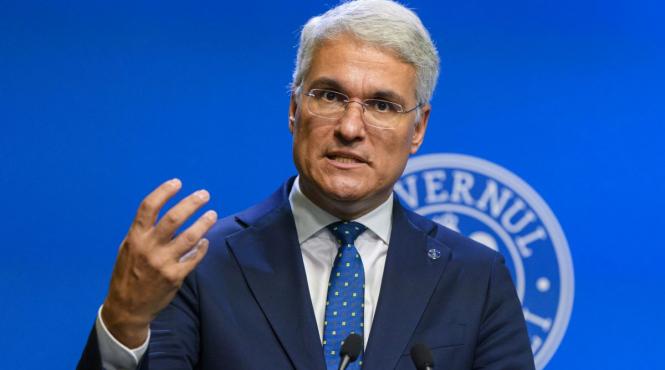 ministrul dragos pislaru demite un director dupa excursii nejustificate in strainatate pe fonduri publice