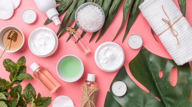 produse cosmetice moi afectate tensiuni interne noua perspectiva producatori