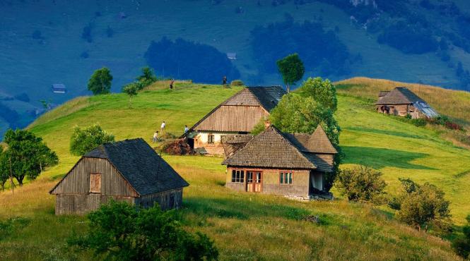 dezvoltare zona montana educatie asistenta medicala locuinte