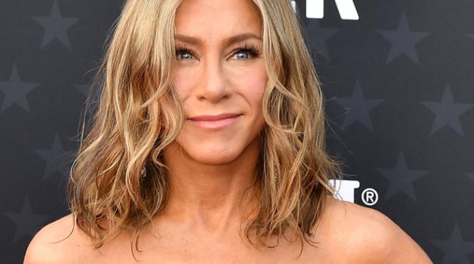 trucul viral de frumusete al lui jennifer aniston pentru un ten perfect