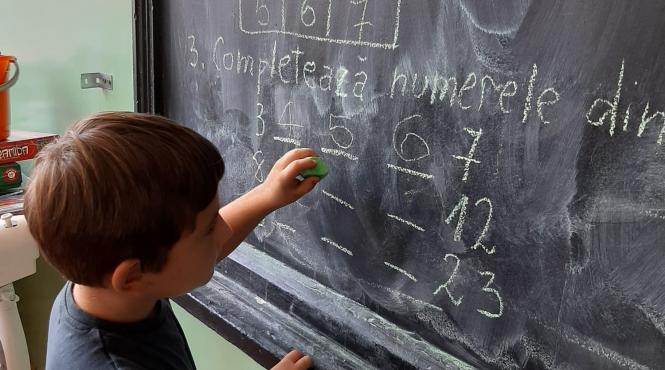 raport ocde romania cea mai mica investitie elev europa abandon scolar ridicat