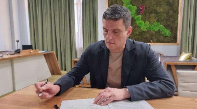 directorul apelor romane sorin lucaci a fost demis de ministrul mediului