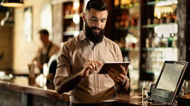 diferenta dintre un software pentru gestiune restaurant local si unul bazat pe cloud