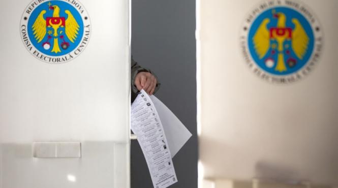 alegeri pe muchie de cutit republica moldova intre bruxelles moscova