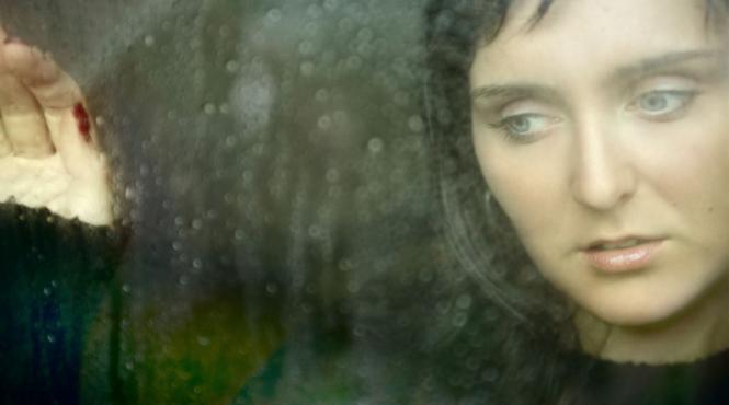 singuratate luna nastere multime