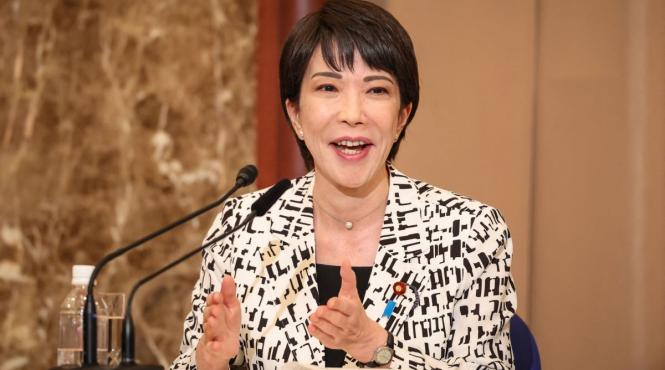 cine este viitoarea doamna de fier japonia de la heavy metal la un lider politic traditionalist