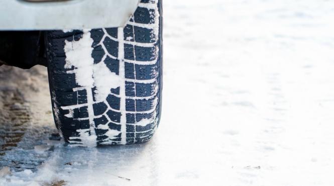 romanii cumparaturi mai devreme anul acesta anvelope iarna evitare scumpiri sezon