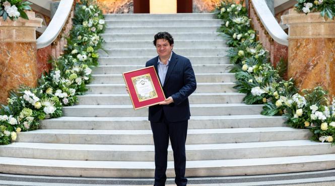 maestrul cristian macelaru a primit titlul de cetatean de onoare al municipiului bucuresti