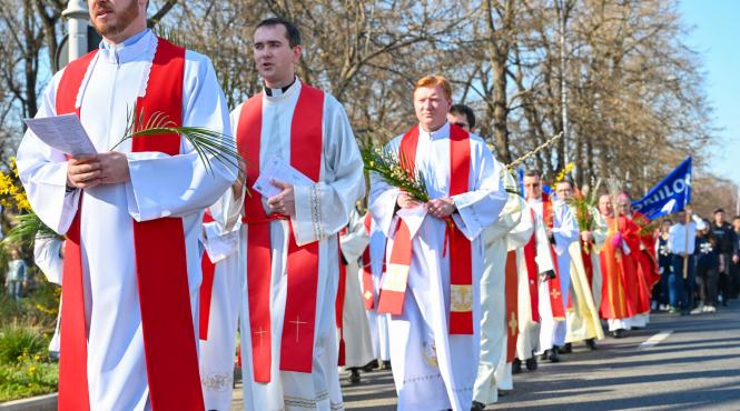procesiune sfant papa ioan paul al ii lea strazi duminica capitala