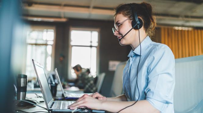 pana majora sistemul cloud amazon web services servicii online