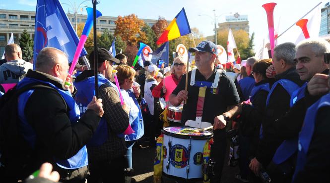 cateva mii sindicalisti protest piata victoriei impotriva masuri austeritate