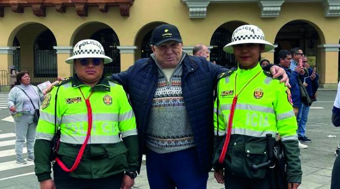 discretia ordinii peru centrul vechi politia locala